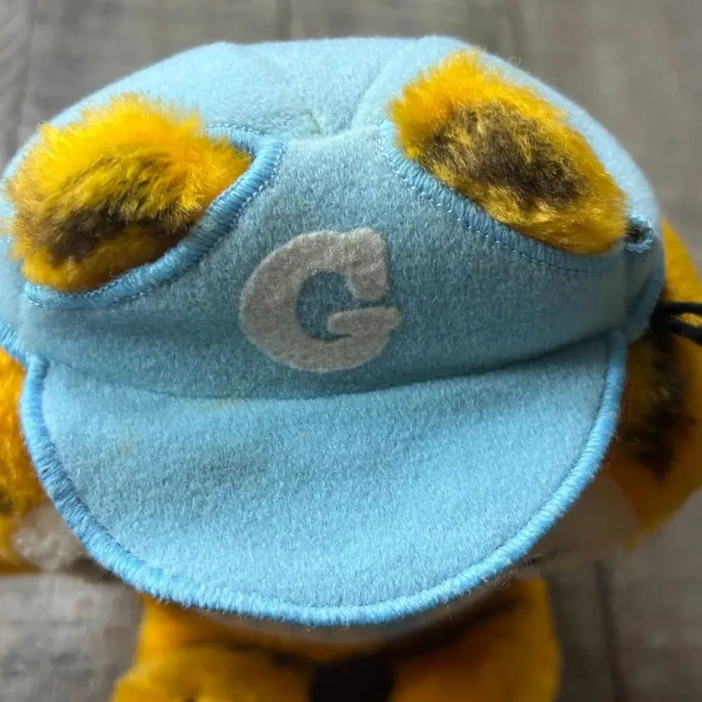 Vintage Garfield Baseball Plush Cat Stuffed Animal – 1978/1981 – Dakin